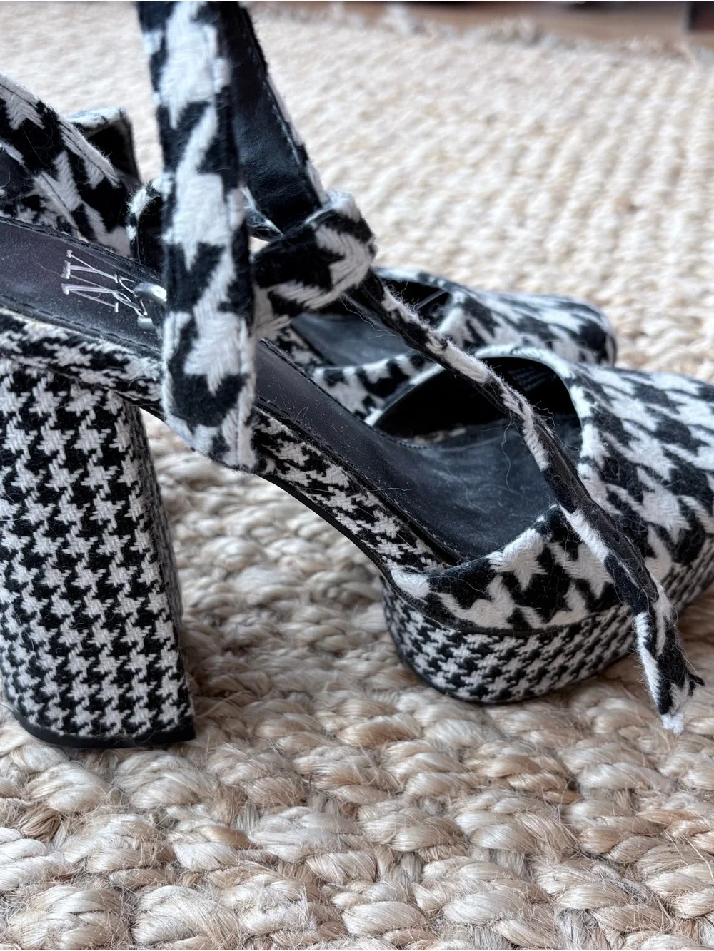 New York & Company Black and White Houndstooth Platform Sandals